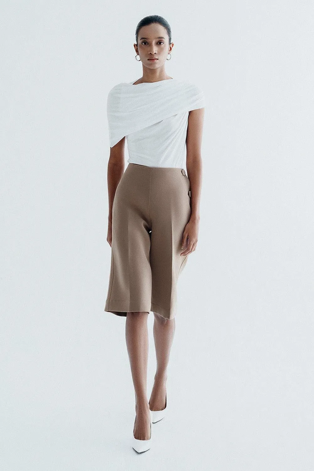 Amanda Straight Button Crepe Above The Knee Shorts