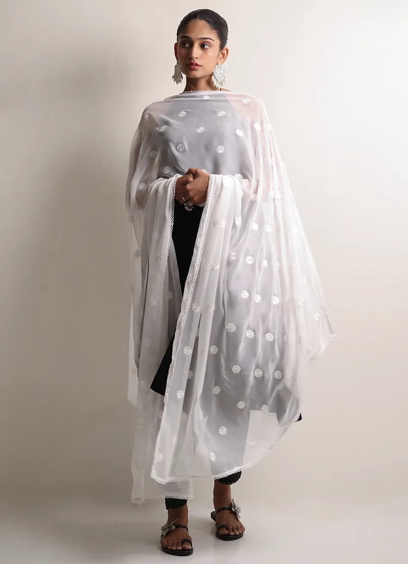 Embroidered Dupatta w Lace