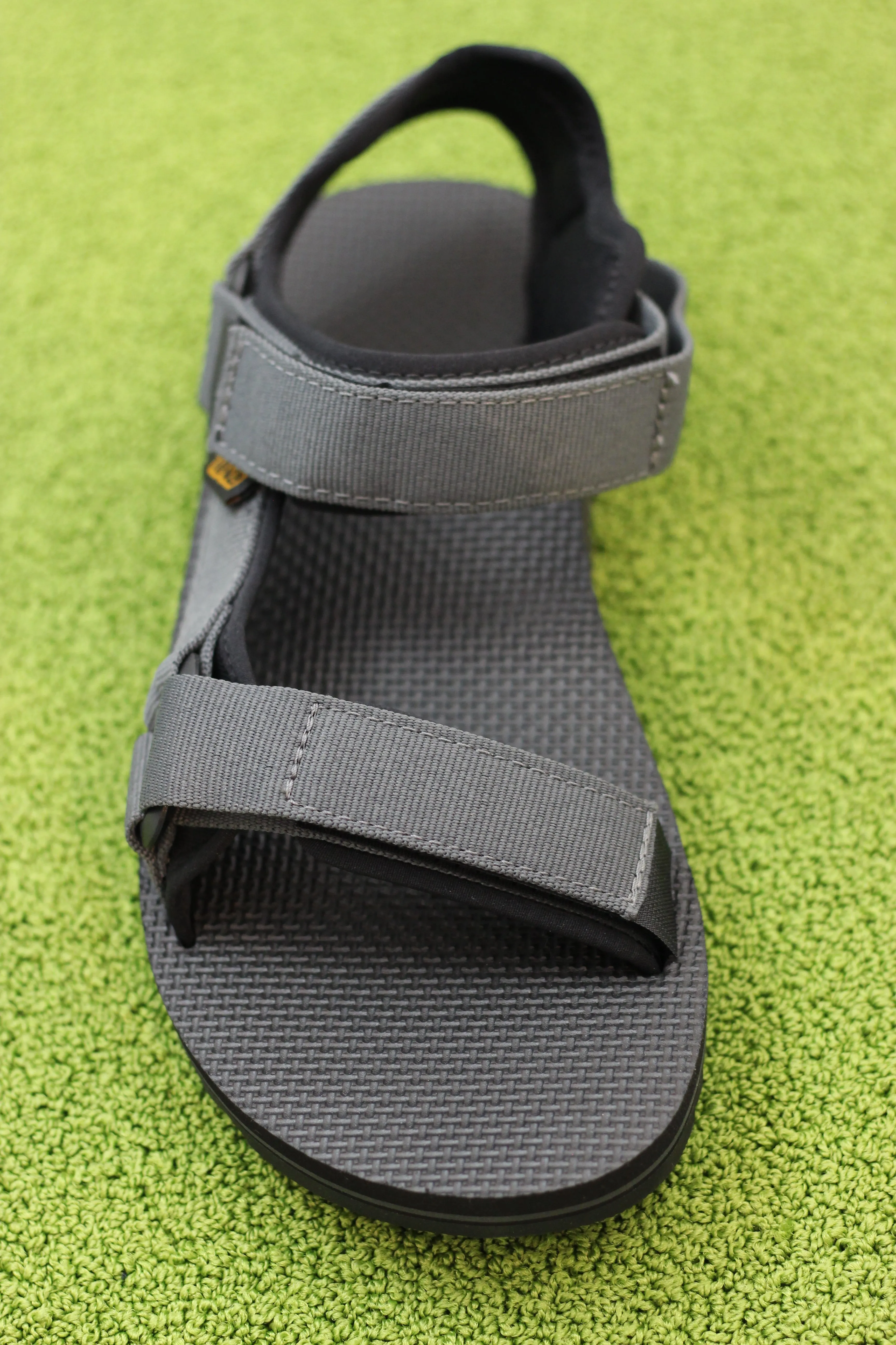 Men's Universal Trail Sandal- Grey Nylon