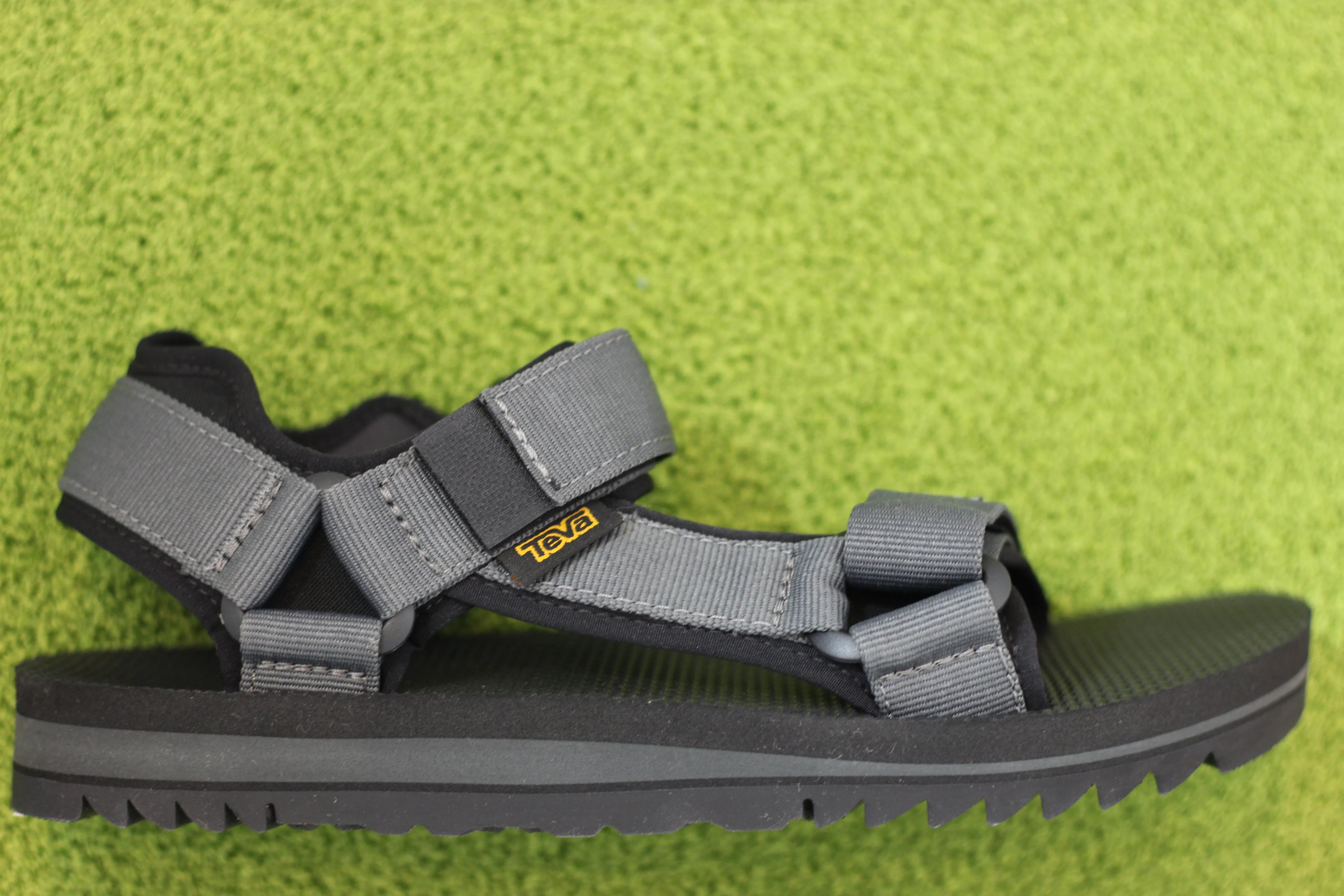 Men's Universal Trail Sandal- Grey Nylon