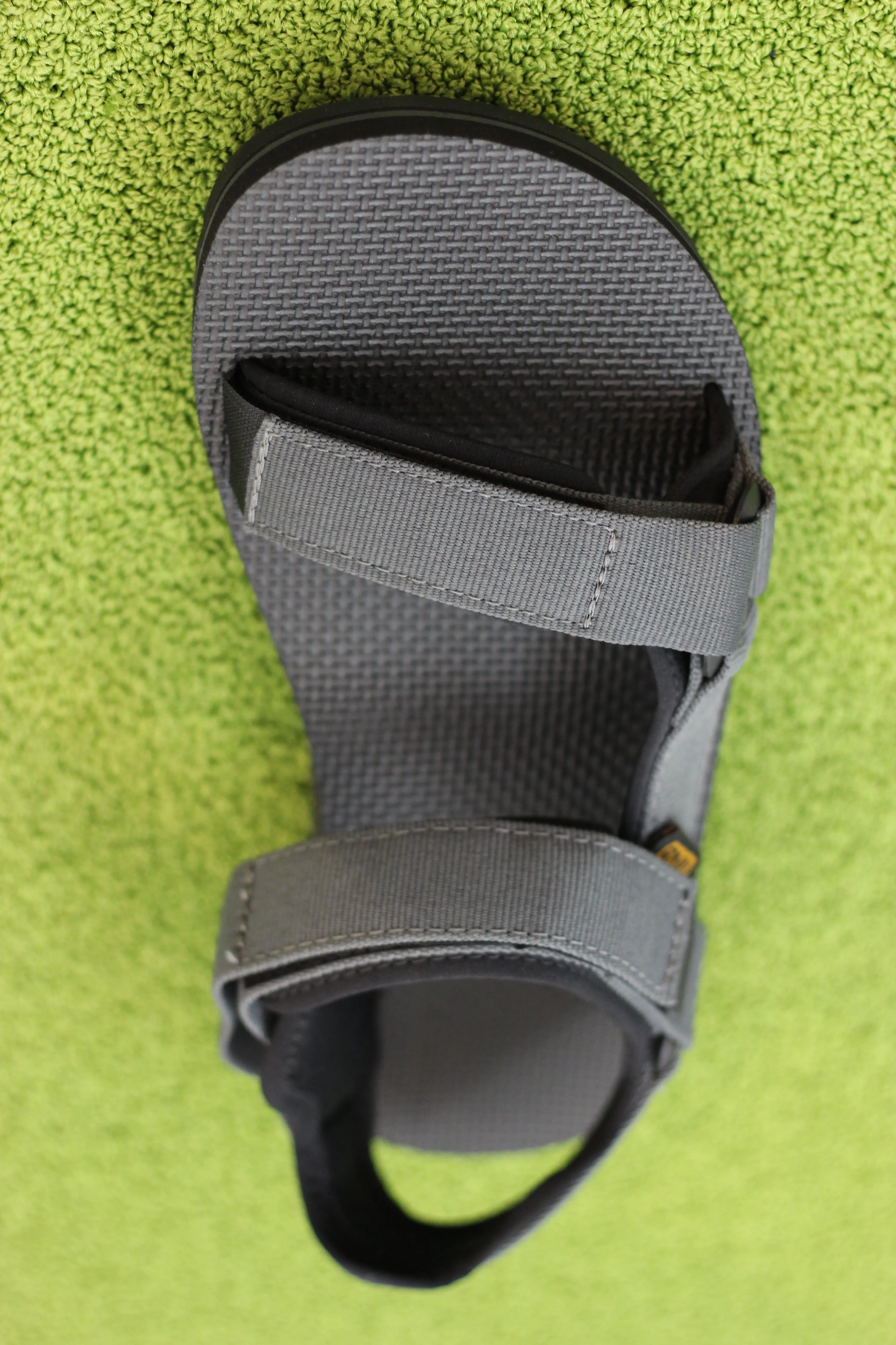 Men's Universal Trail Sandal- Grey Nylon