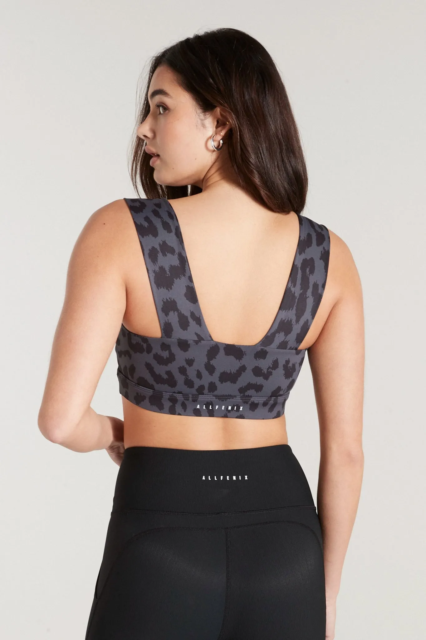 Oversized Cheetah Sports Bra (Charcoal)