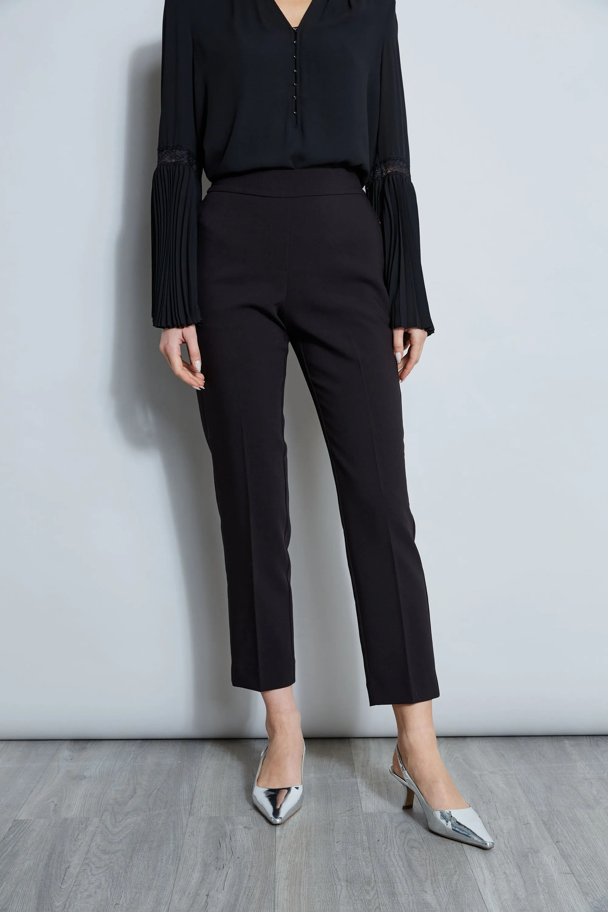 T-Tahari Slim Pull on Pant